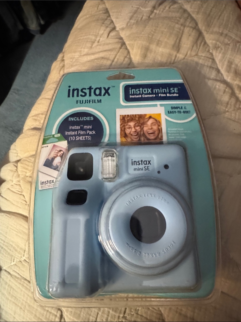 Fujifilm Instax Mini SE Instant Camera - Light Blue